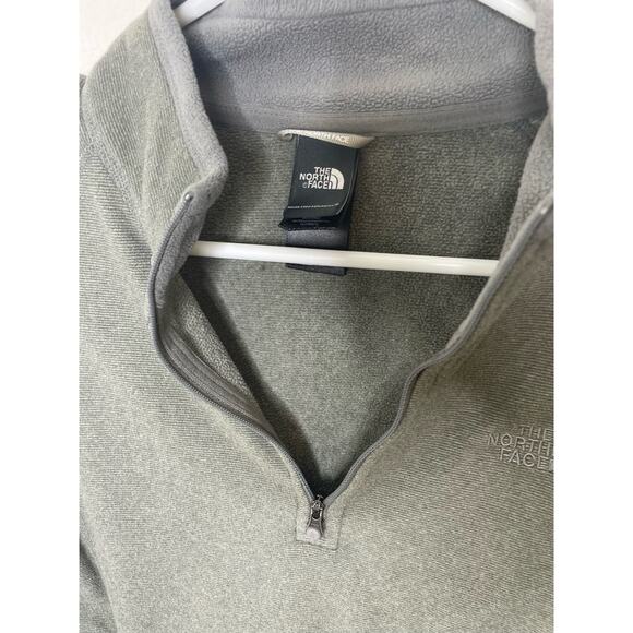 The Northface 3/4 Zip Fitted Soft Collared Pullover Womens size large - Picture 2 of 6